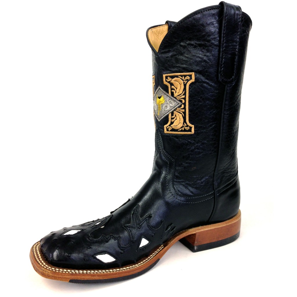 saddle wingtip shoes